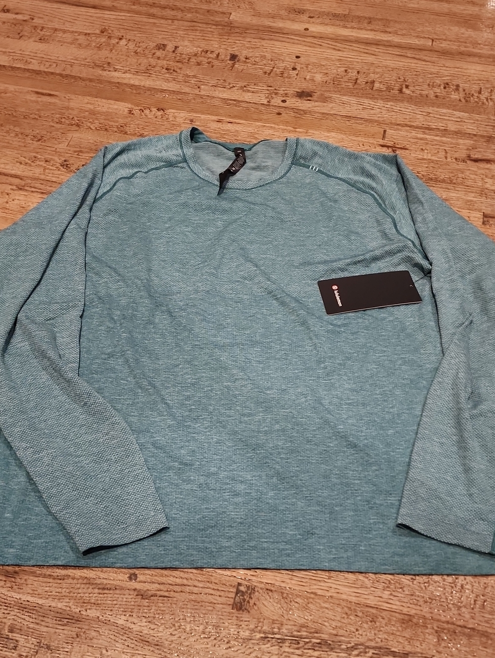 lululemon athletica Men's Long-Sleeve Crew - Teal Blue